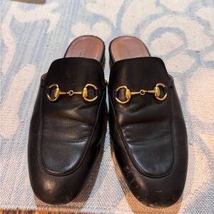 Gucci Black Leather Loafers with Gold Buckle